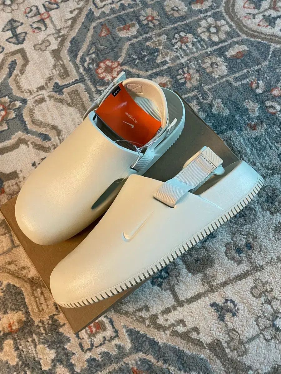 NIKE ナイキ 穏やか ミュール 280