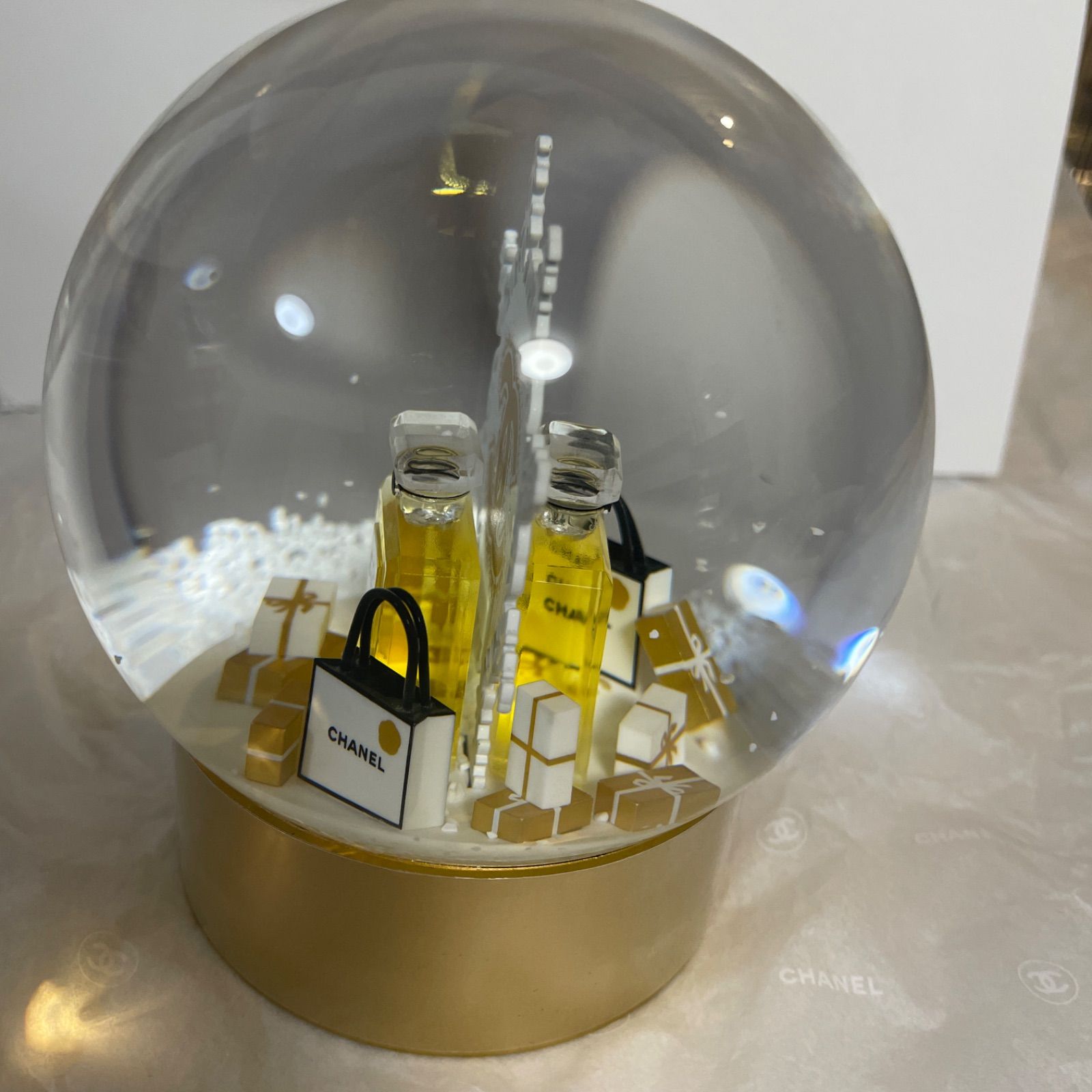 CHANEL スノードーム2024