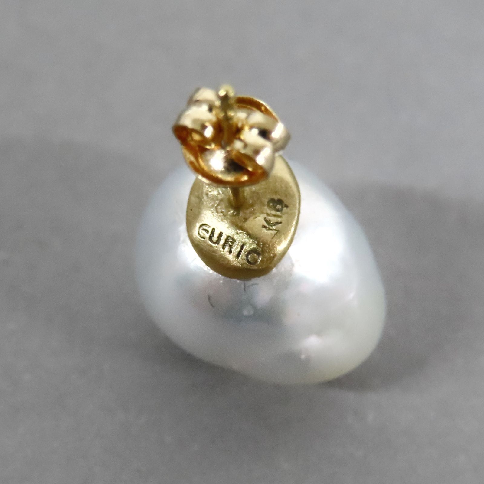 美品】バロック型パールデザインピアス 金属部分K18刻印入り