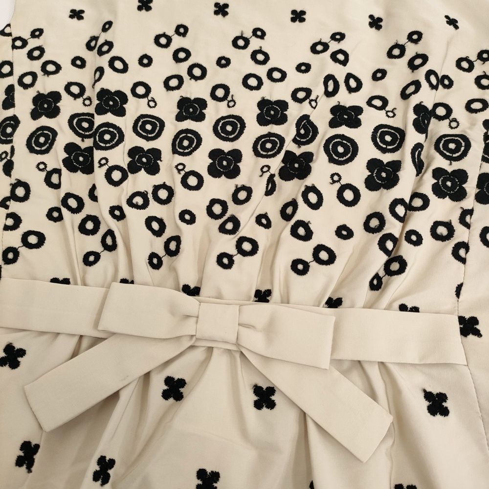 TOCCA 【洗える!】FLOWER POP ドレス刺繍 定価49500円 サイズ0 TOCCA 【洗える!】FLOWER POP ドレス刺繍 定価49500円 サイズ0