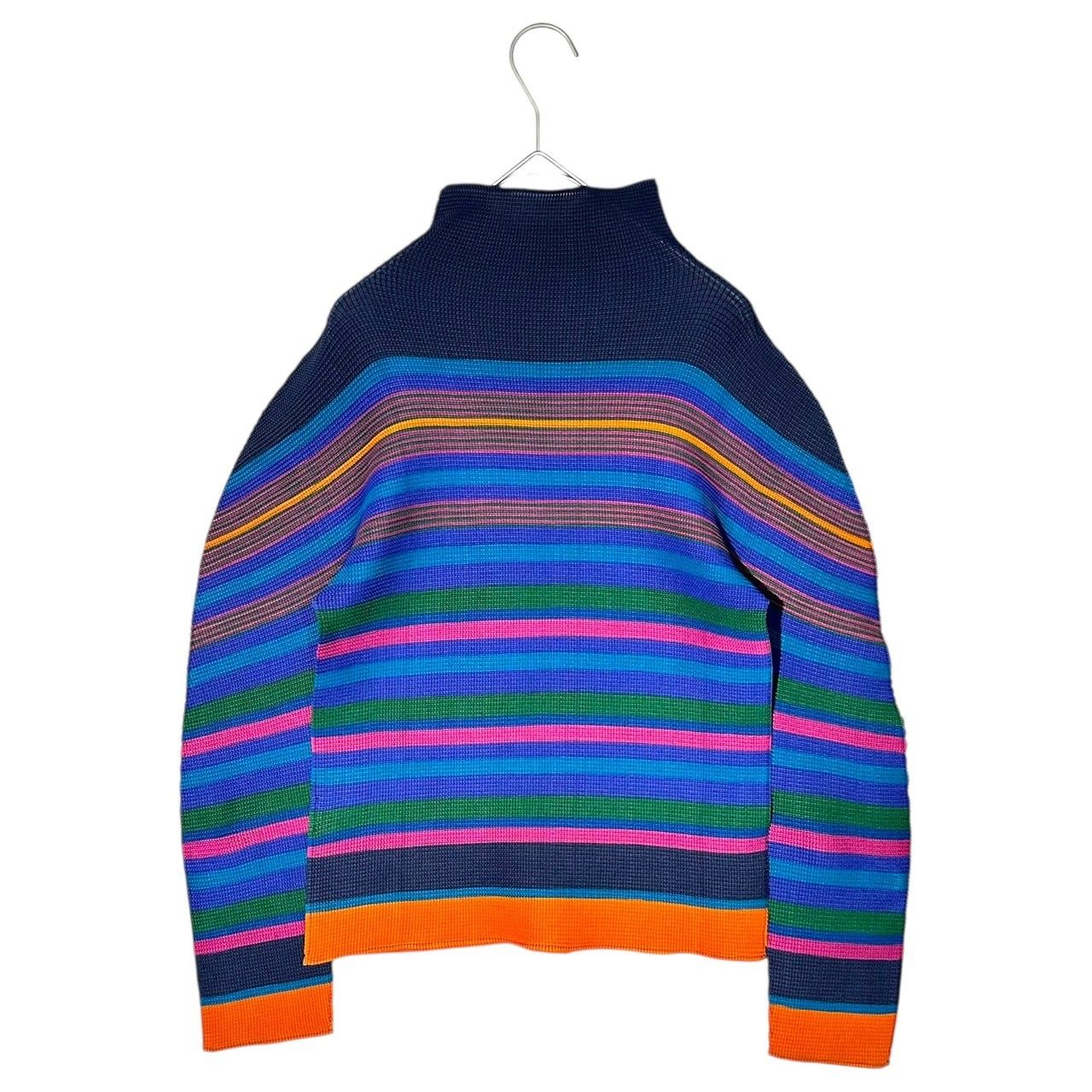 me ISSEY MIYAKE(ミーイッセイミヤケ) Pleated Striped High Neck 