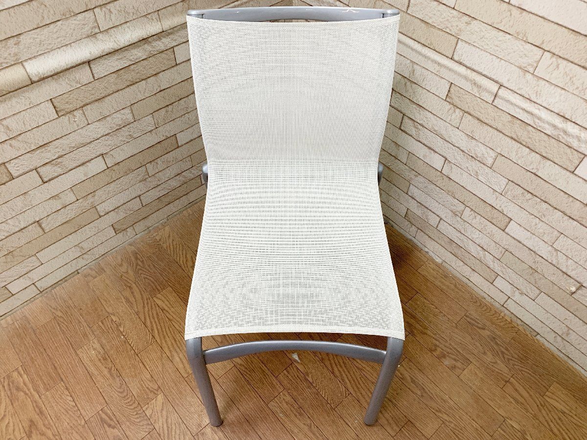 メッシュ 家具