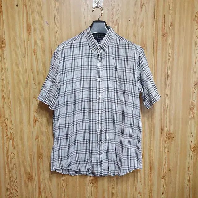 バーバリー Burberry 半袖シャツ 110センチ BURBERRY バーバリー カッターシャツ ショートスリーブ スモール