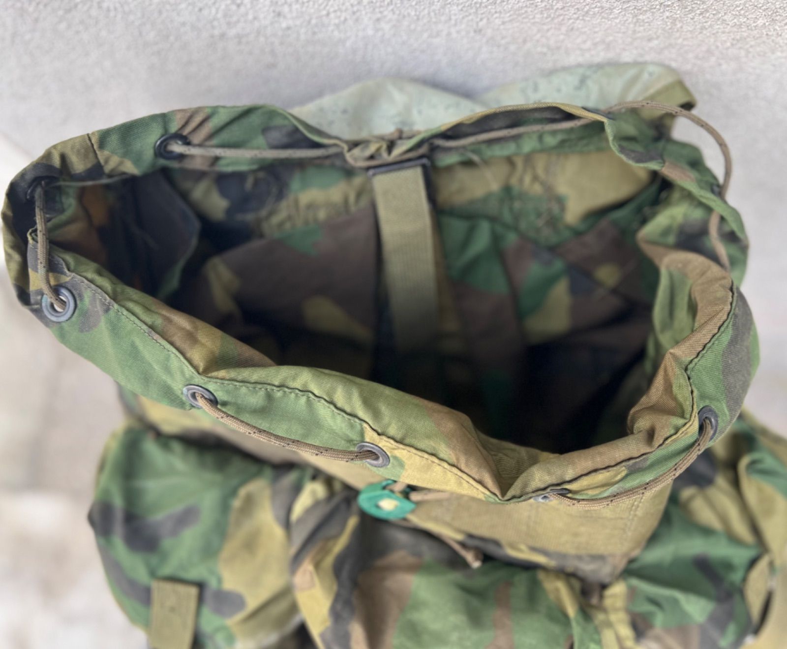 アメリカ軍放出品　実物　ウッドランド迷彩アリスパック NATO軍放出品 バックパック Alice ウッドランド迷彩 アリス