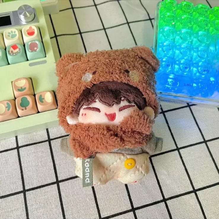 ウジ　ホシ　ぬいぐるみ　10cm 新品　マスター　セブチ　svt ウジ ホシ ぬいぐるみ 10cm 新品 マスター セブチ svt - メルカリ