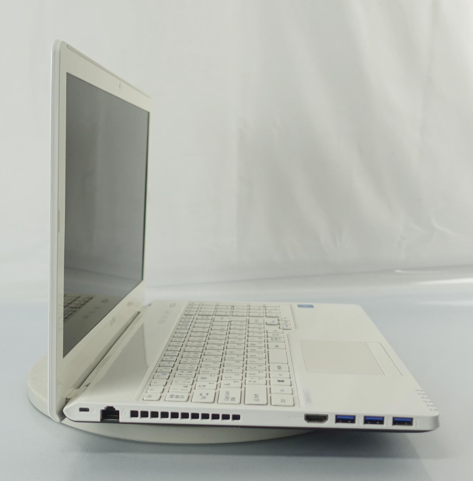 富士通FMV LIFEBOOK AH/42U celeron 3205U LIFEBOOK 2015年モデル ノートパソコンFMV AH42シリーズ 第五世代