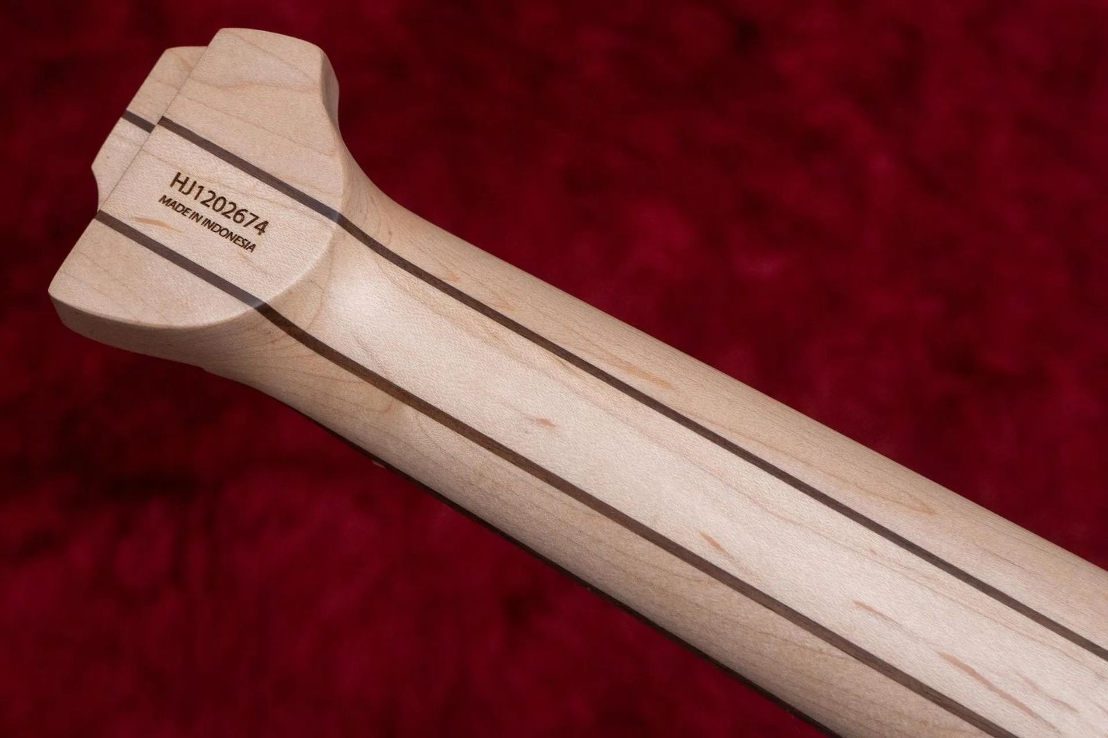 HEX Guitars NB505 Ivory 中古 new】HEX Guitars / NB505 Ivory - メルカリ