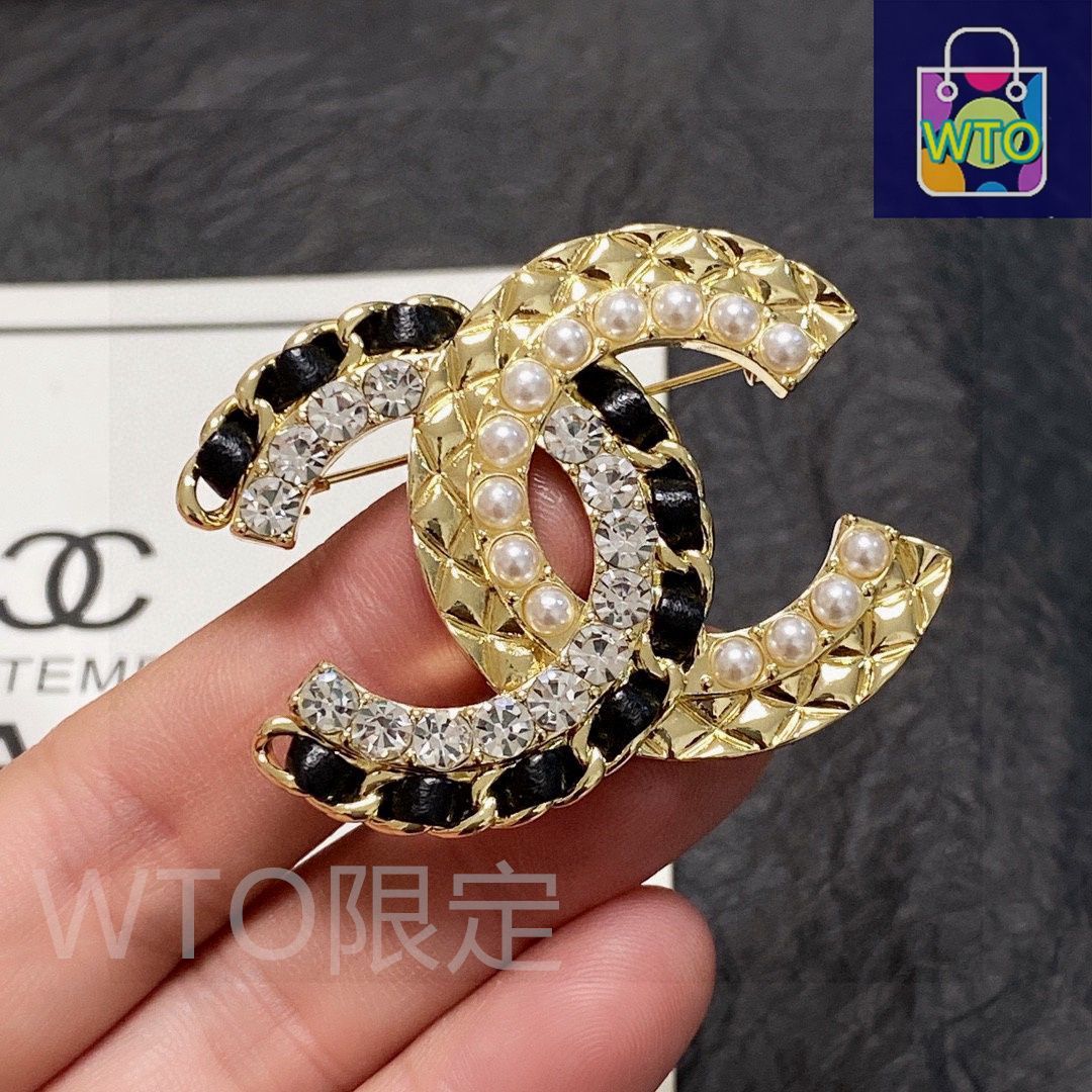 今日特価】CHANEL 専売店新入荷 スモールサイズブローチ 送料
