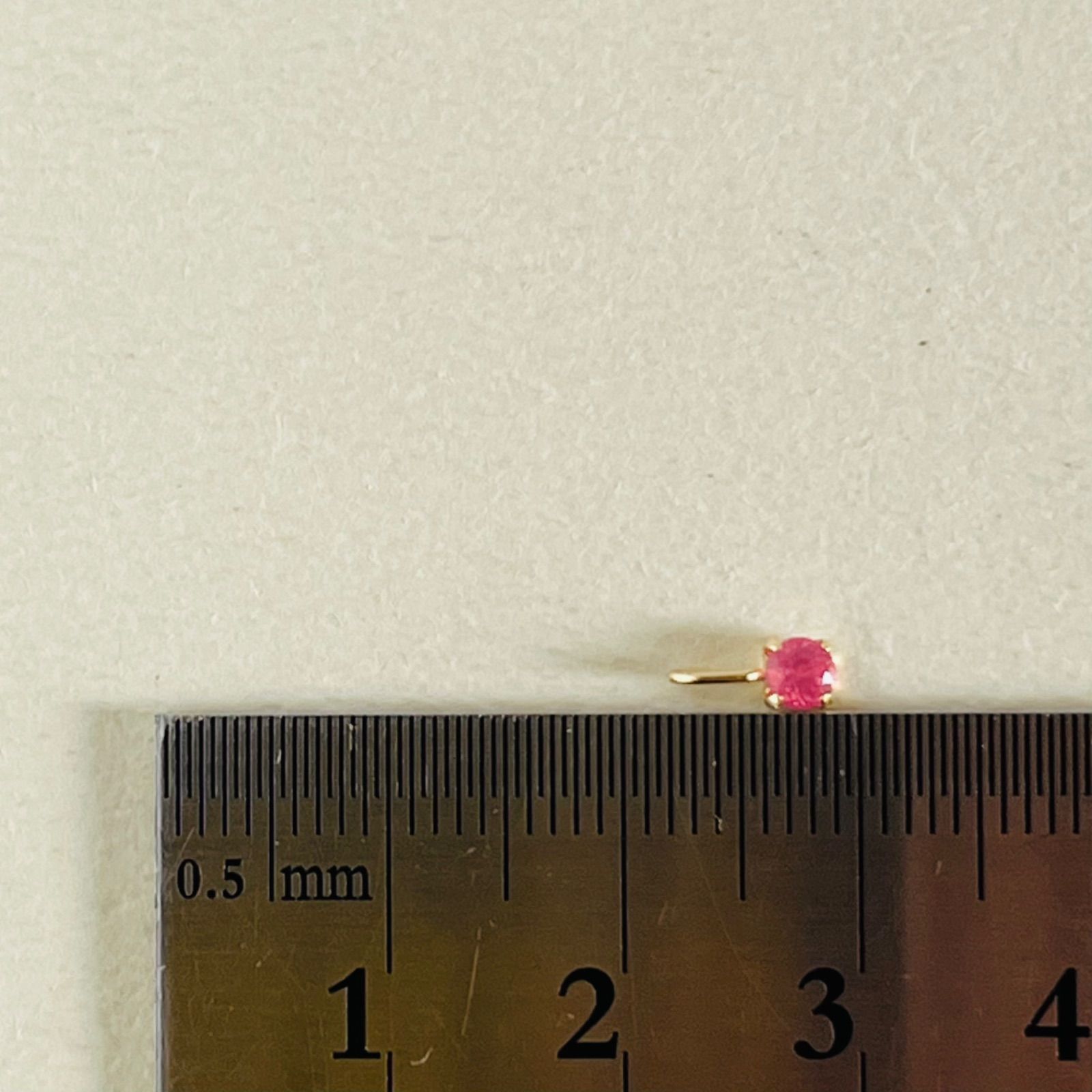 K18 天然石ローズスピネル ラウンドカット ペンダントトップ