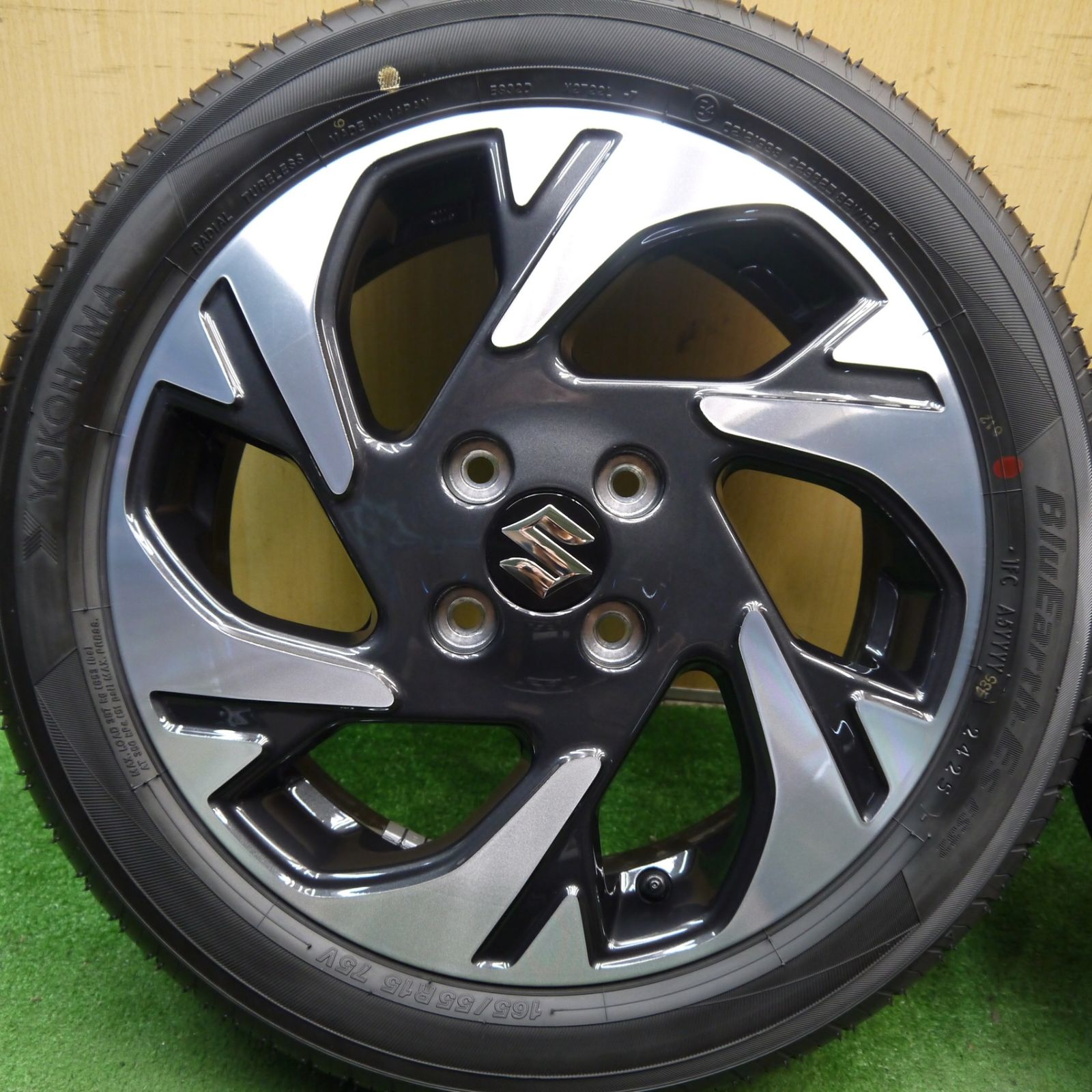 新車外し！25年☆スズキ MK54S スペーシア カスタム 純正 165/55R15