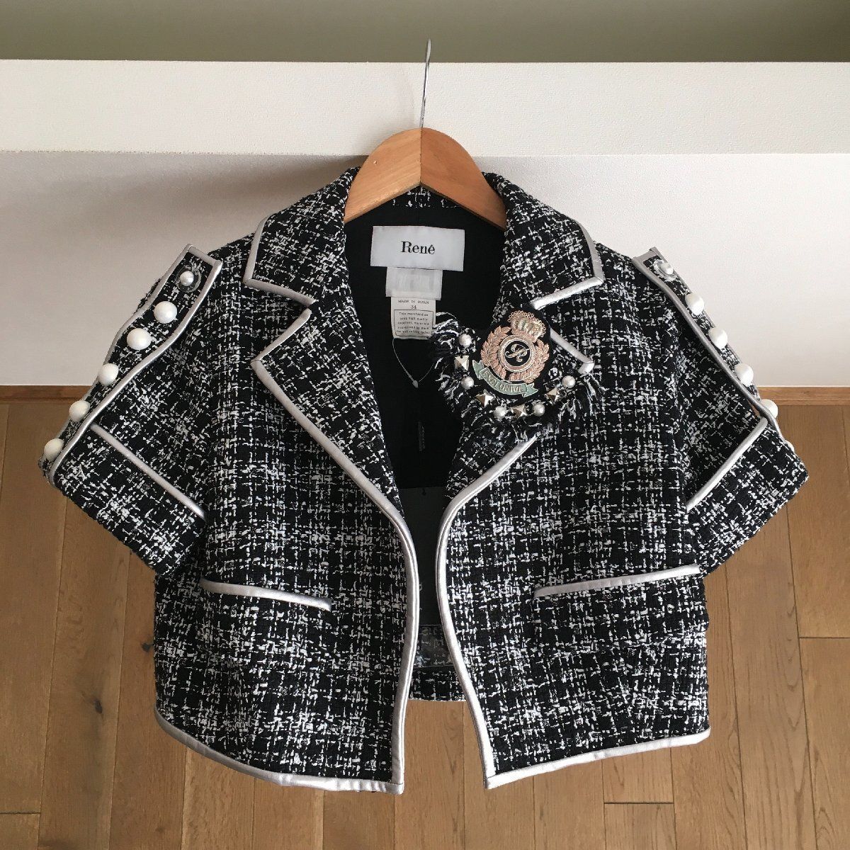 RENE ルネ　38 ツイードジャケット コサージュ付き　Mサイズ　ジャケット RENE ルネ 38 ツイードジャケット コサージュ付き Mサイズ