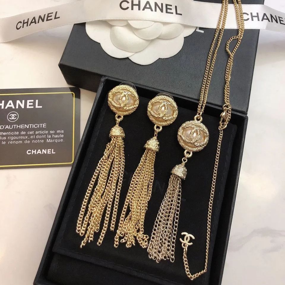CHANEL】シャネル 新作 イヤリング＆ネックレスセット - タッセル  
