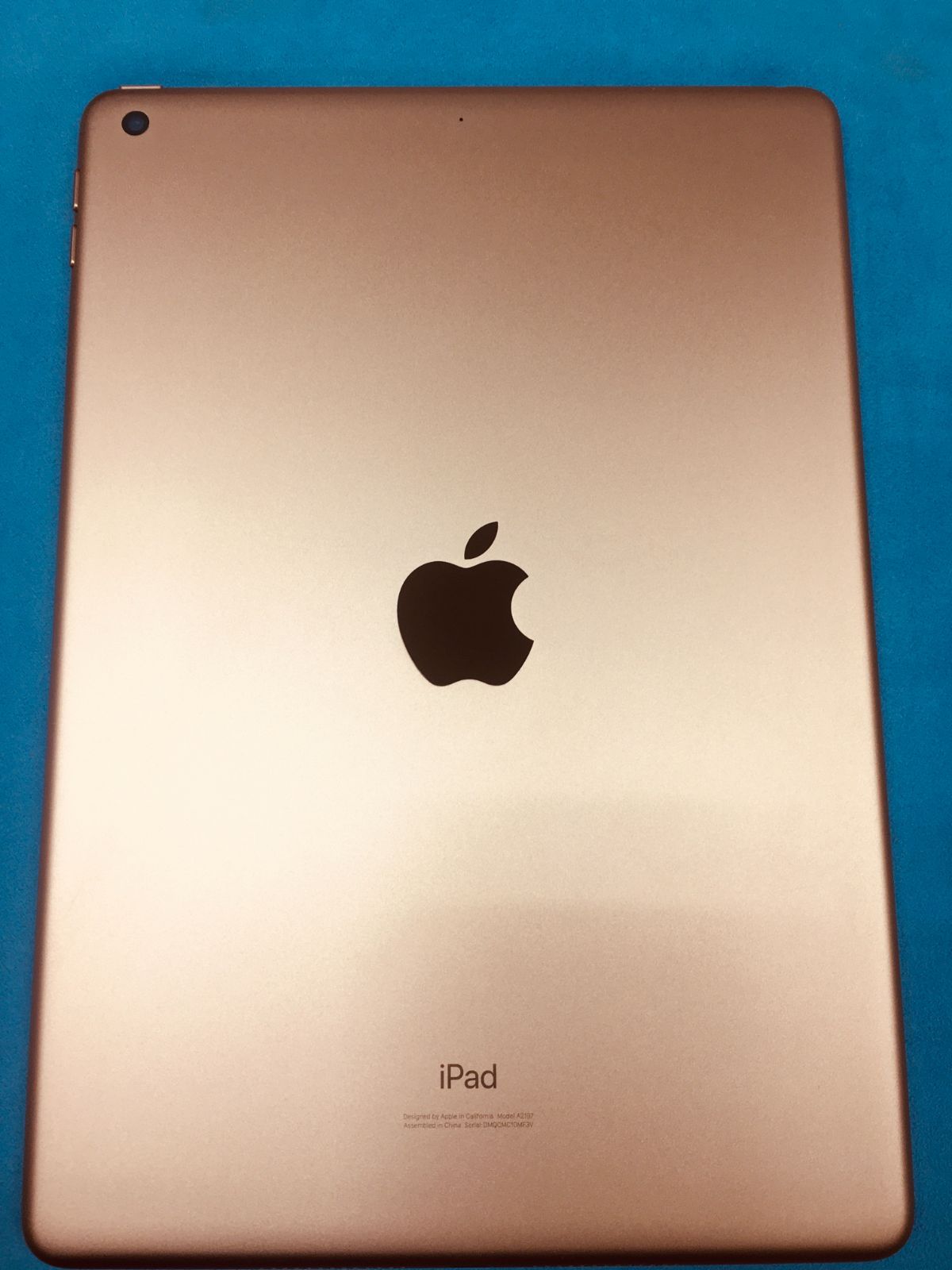 送料無料】美品 Apple iPad 第7世代 Wi-Fi 128GB ゴールド 電池