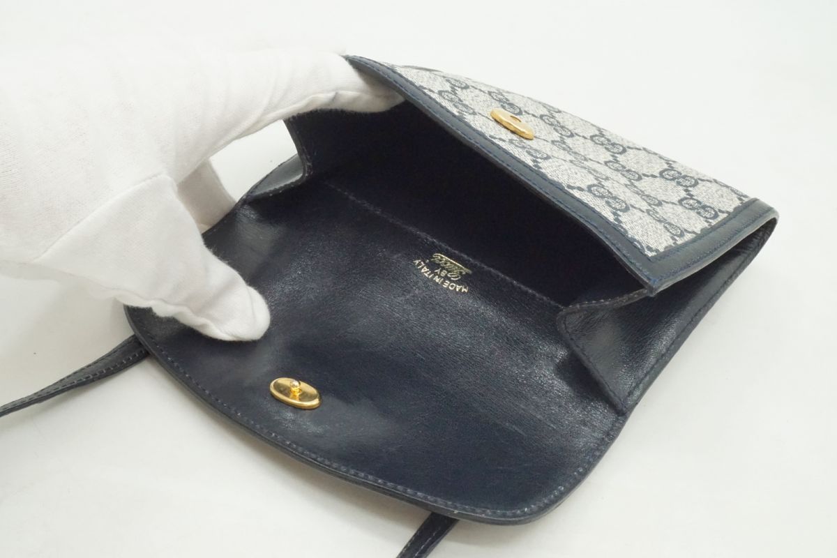 美品✨GUCCI ショルダーバッグ サコッシュ ggレザーPVC ネイビーグレー GUCCI オールドグッチ シェリーライン GG柄 レザー×PVC