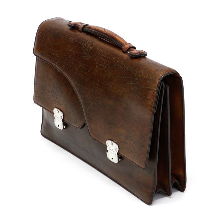 ベルルッティ エクリトワール カリグラフィースクリットレザーブリーフ  