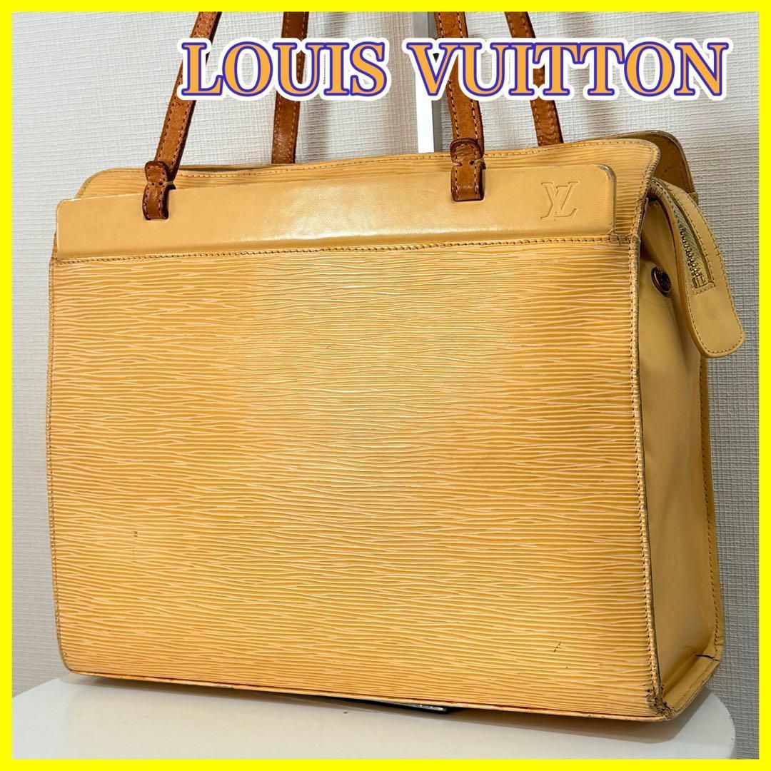 ■美品■LOUIS VUITTON エピ クロワゼットPM M5249A バック 楽天市場】LOUIS VUITTON ルイヴィトン M5249A エピ