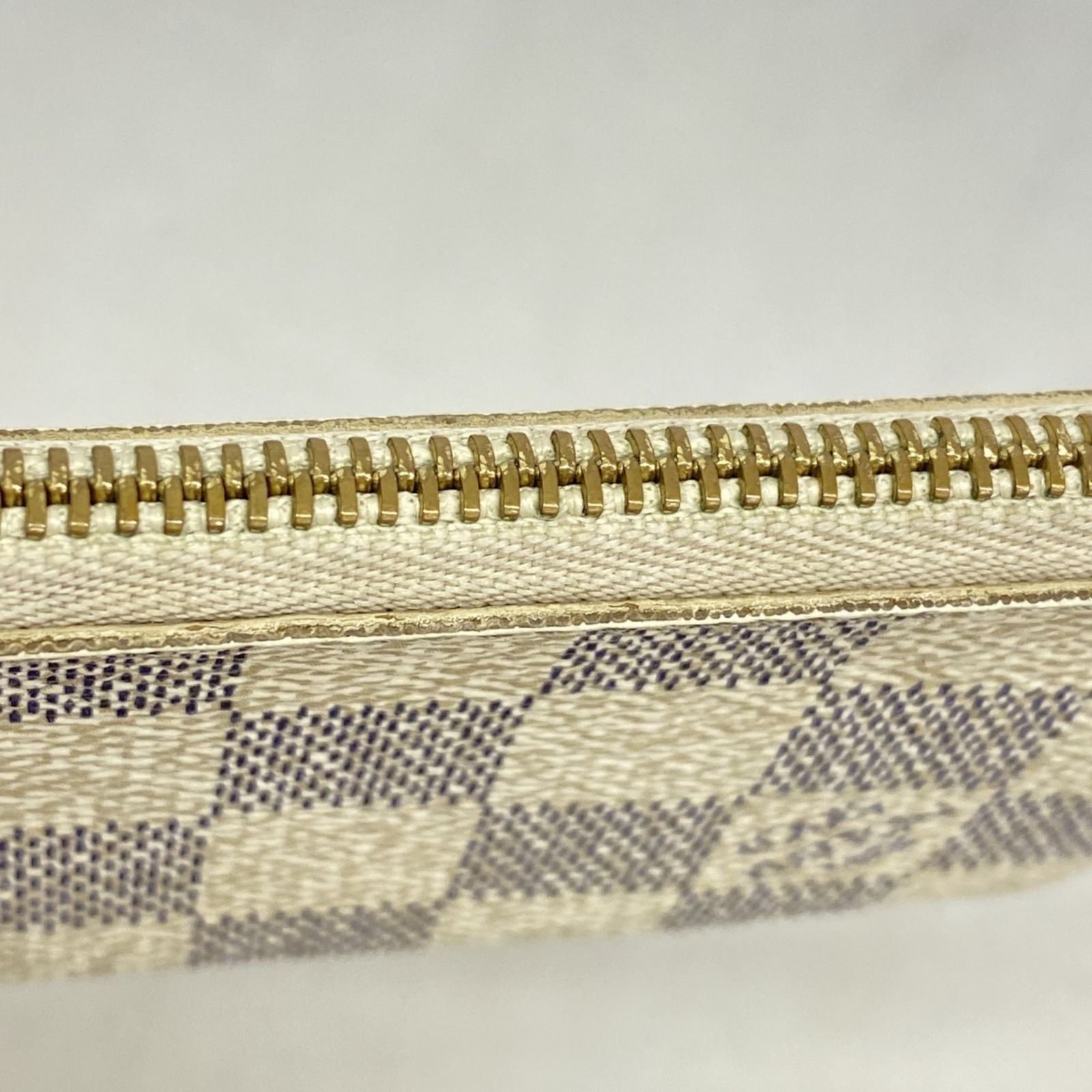 アズール ポシェットクレ