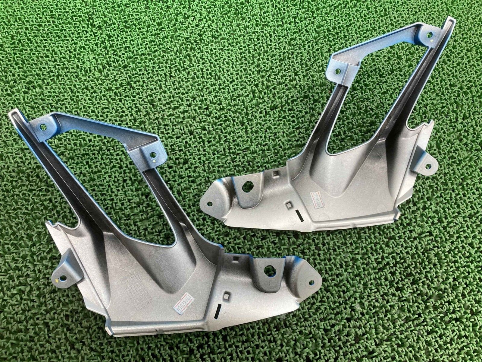 NINJA400 サイドカウル 左右 55028-0643/55028-0644 カワサキ 純正 中古 EX400G 55028-0643 55028-0644 ペイント素材に 品薄 kQ NINJA400 サイドカウル 左右 55028-0643/55028-0644 カワサキ 純正