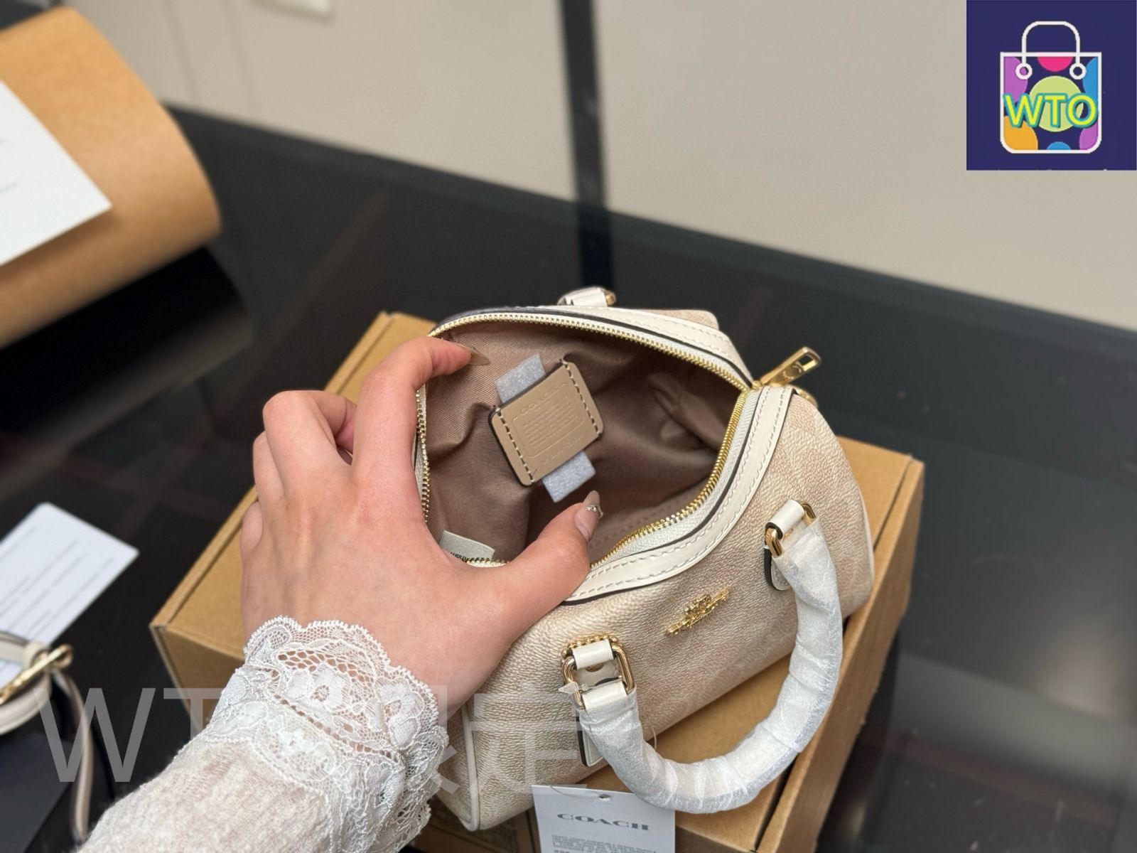 ほぼ未使用】コーチ バスキア バナナ 2way レザー ショルダー バッグ