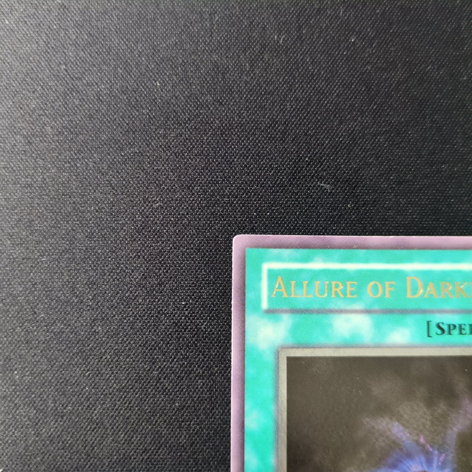 【遊戯王】闇の誘惑　英語版レリーフ　アンリミ 遊戯王 英語版 闇の誘惑 ALLURE OF DARKNESS PTDN-EN084