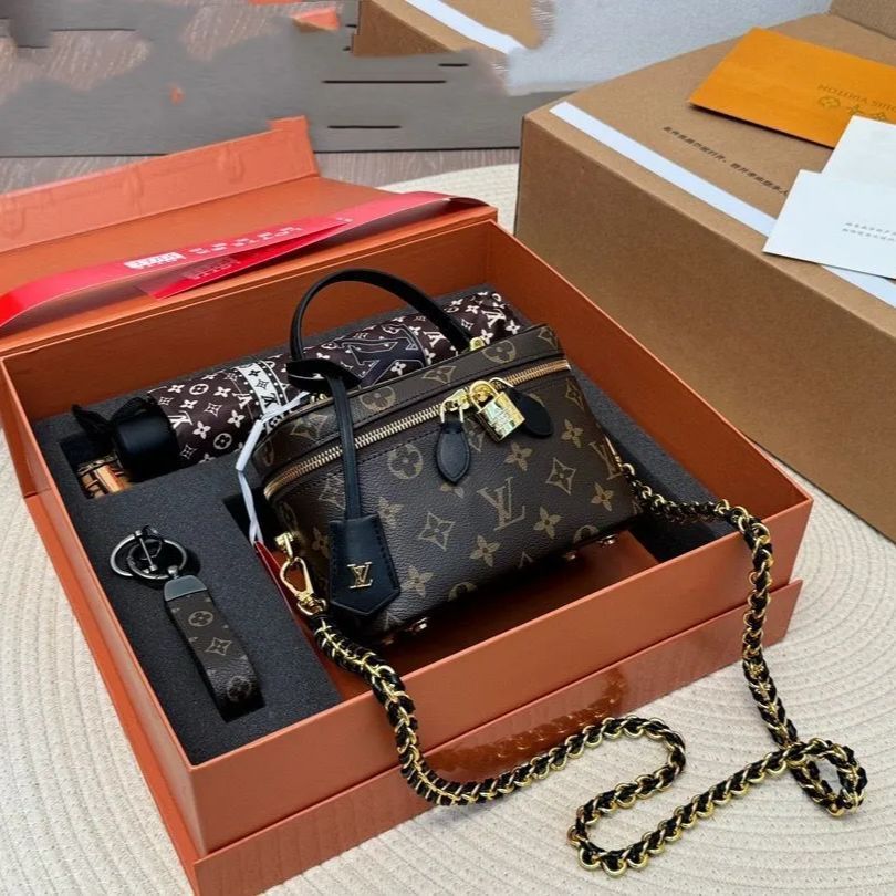 美品 LOUIS VUITTON ルイ・ヴィトン クロスボディバッグ