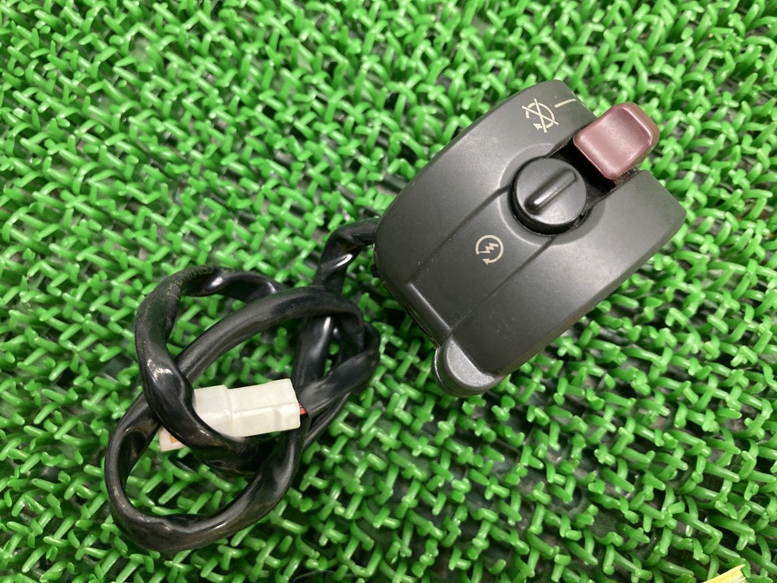 899パニガーレ ハンドルスイッチ 右 ドゥカティ 純正 中古 Ducati Panigale 品薄