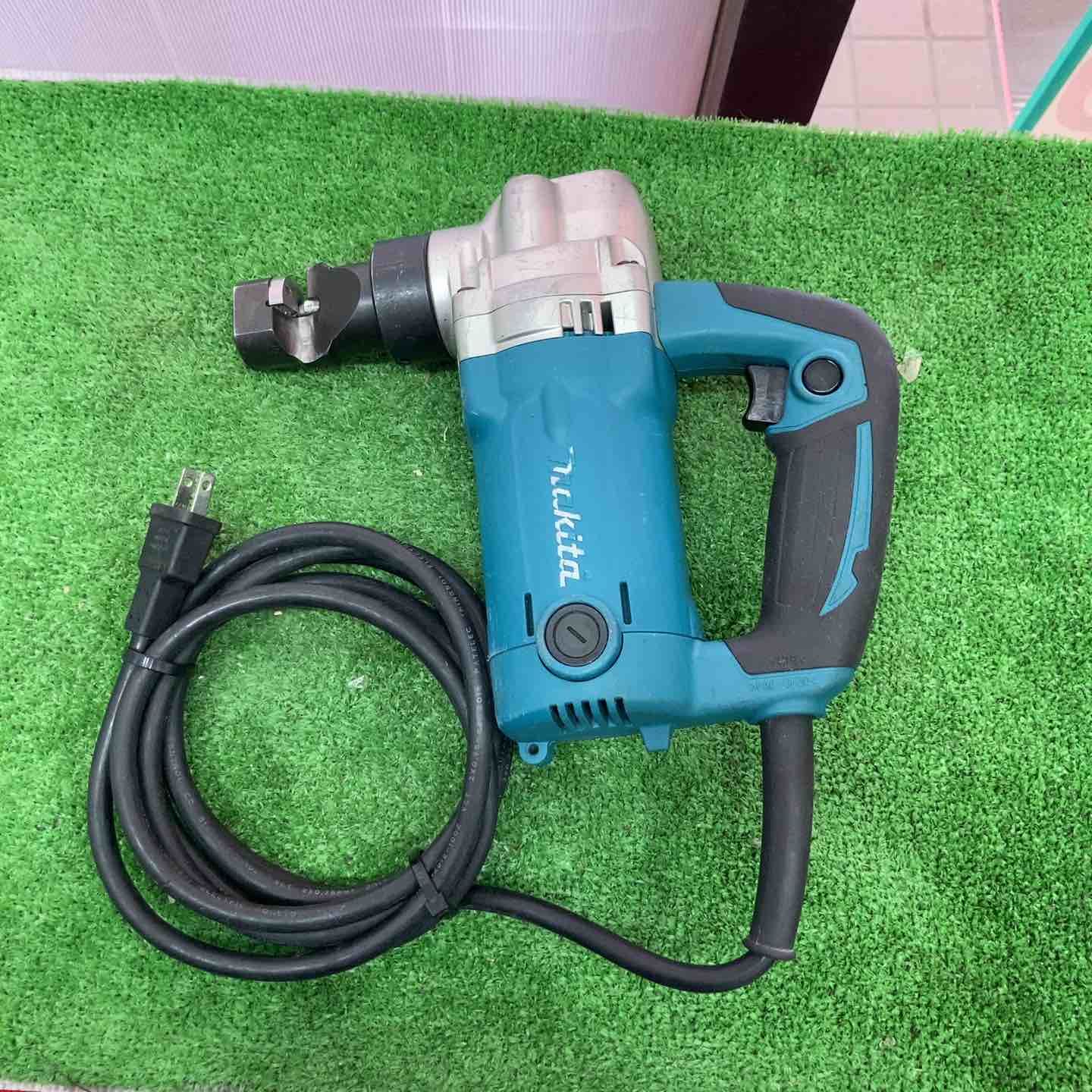 makita