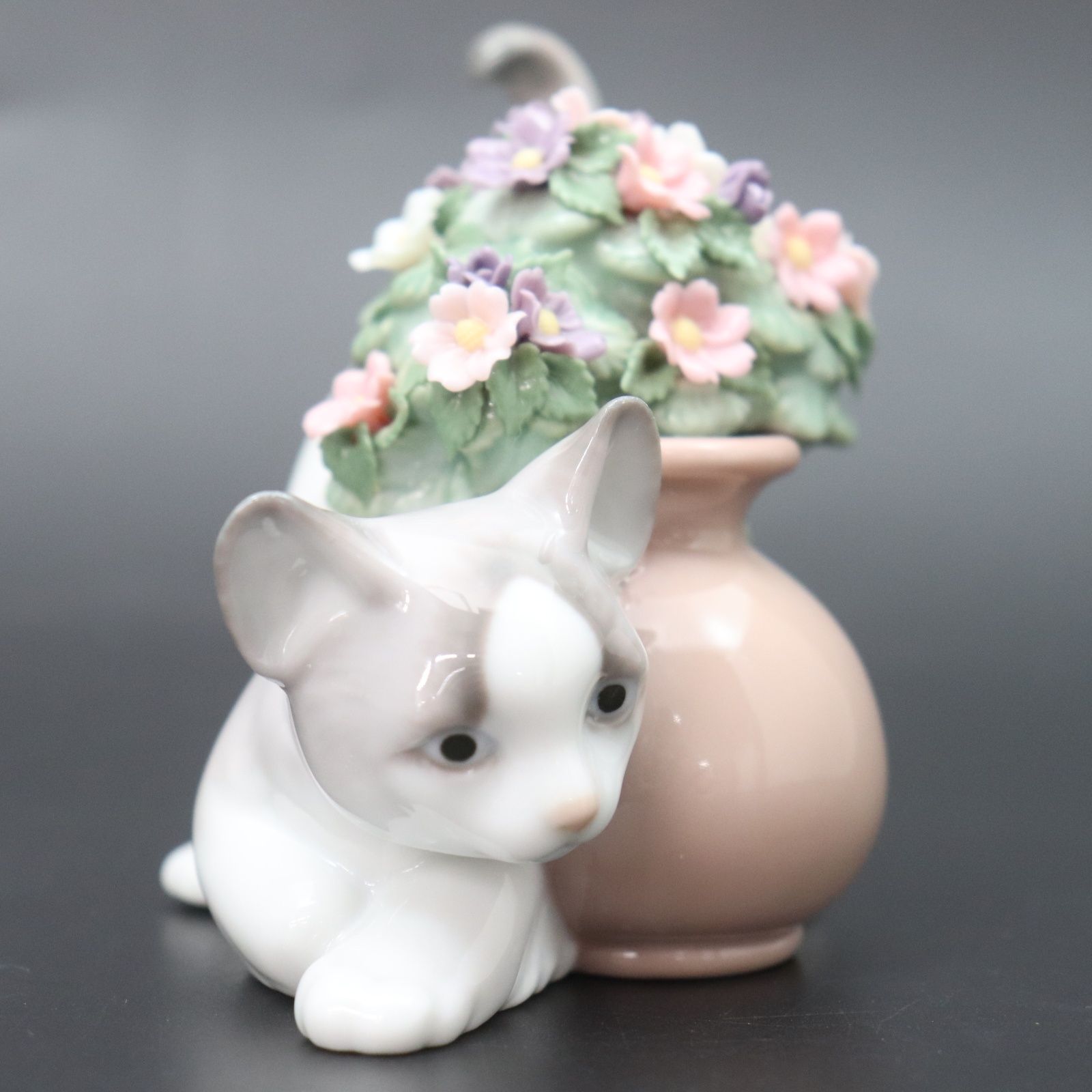 リヤドロフィギュリン 子猫とお花 IT5HTA02QM50 NAO ナオ 子猫の