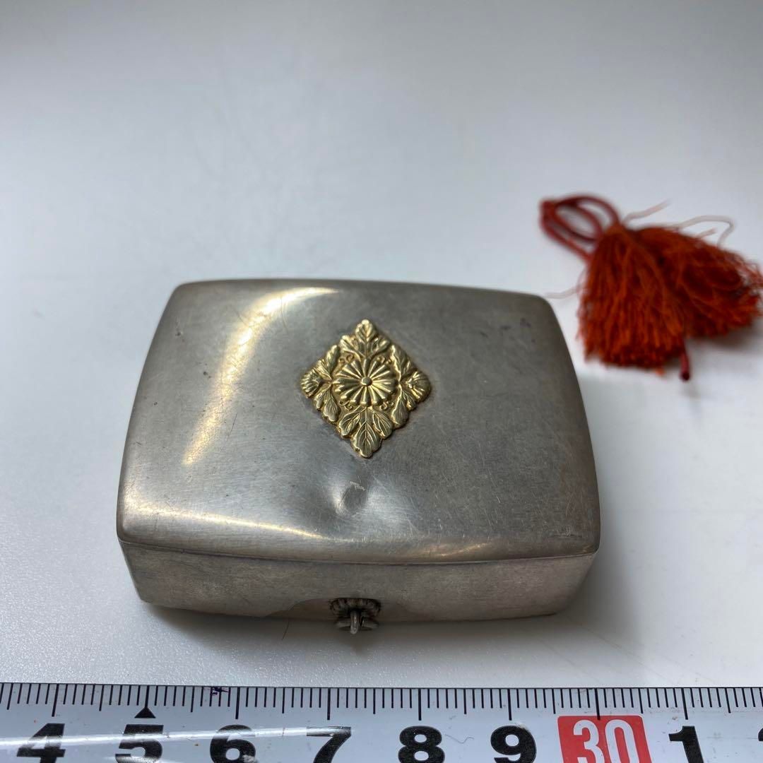 東久邇宮家紋入ボンボニエール