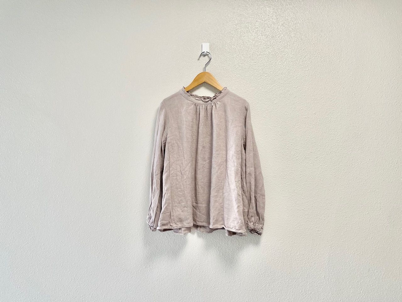 nest Robe ネストローブ リネンスタンドフリルブラウス