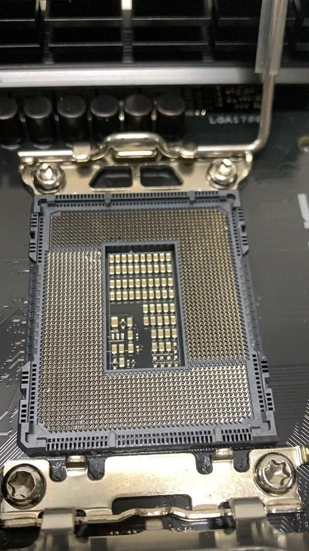 D4 マザ―ボード