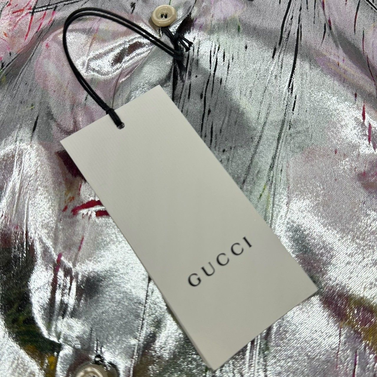 GUCCI(グッチ) 18SS シルク総花柄 ラミネート加工 長袖シャツ WJ0 506489 36(S程度) シルバー×ピンク アレッサンドロ・ミケーレ氏デザイン期 GUCCI(グッチ) 18SS シルク総花柄 ラミネート加工 長袖シャツ