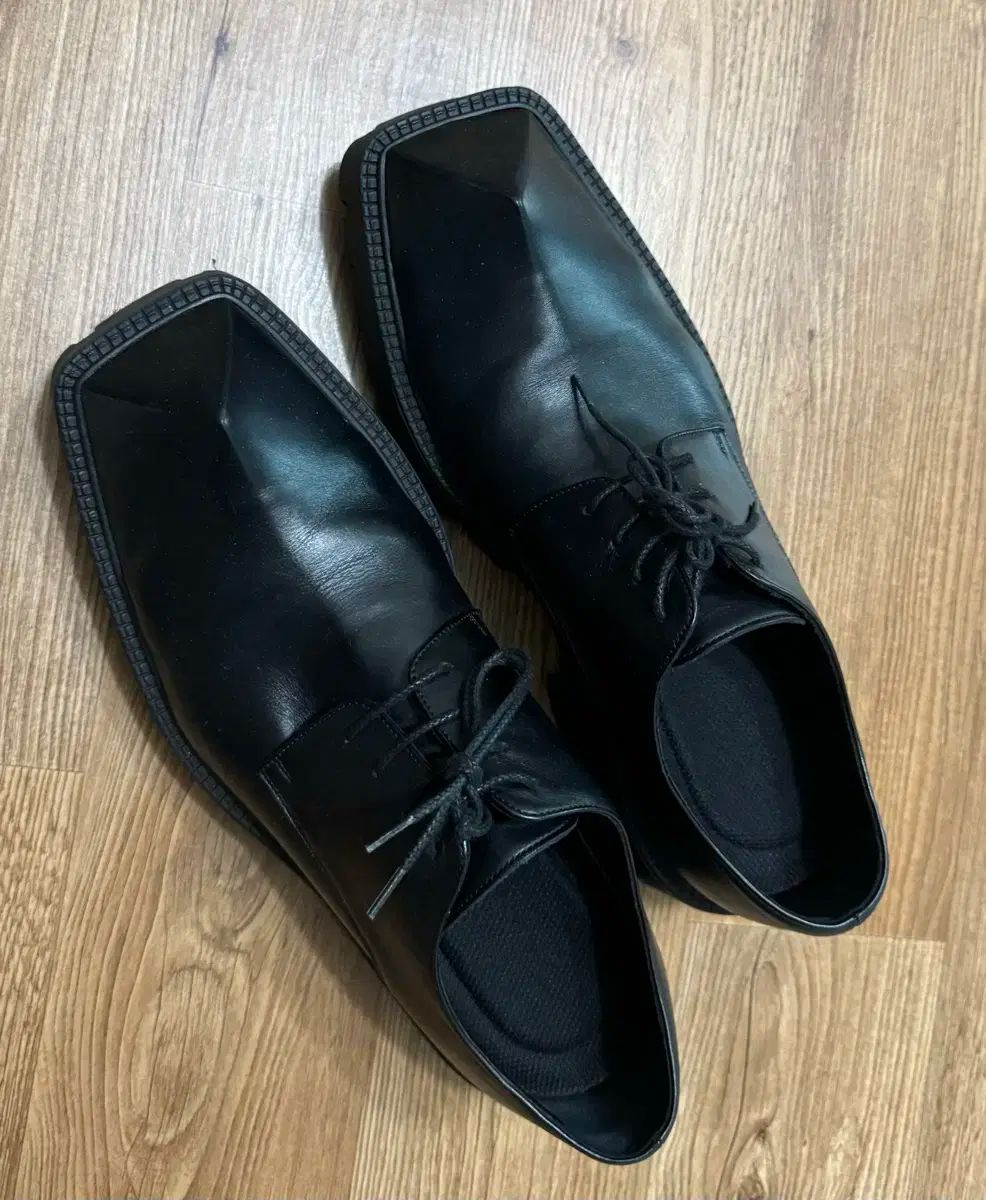 BALENCIAGA バレンシアガ