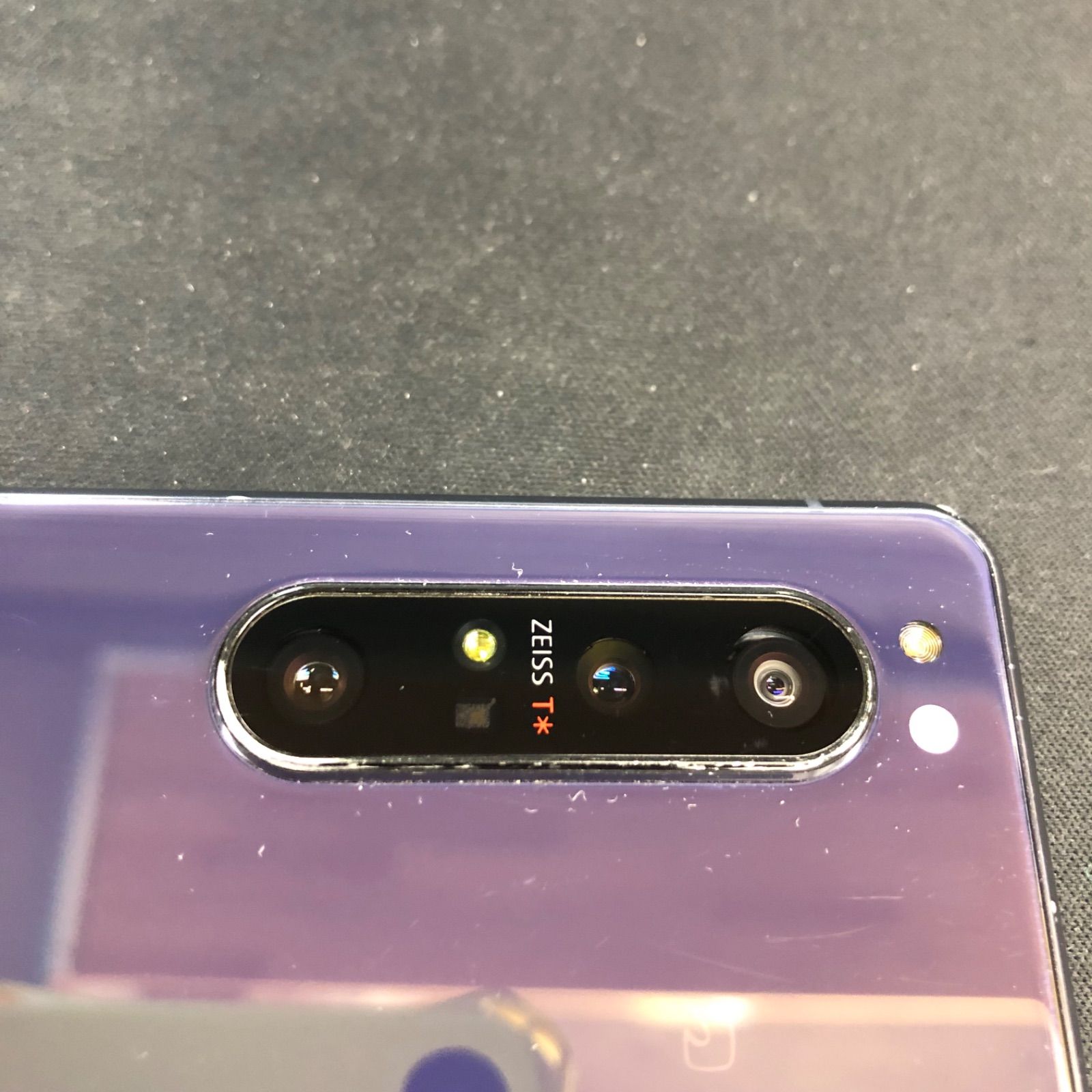 中古品】Xperia 1Ⅱ docomo 128GB SO-51A パープル 利用制限△ - メルカリ