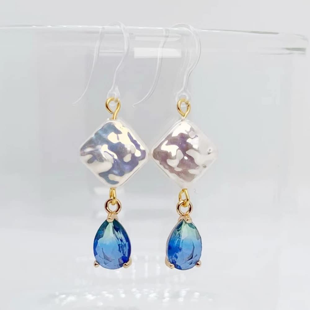 ピアス　水色　ガラスチャーム　グラデーション　リボン　しずく　ドレス　結婚式 ガラス チャーム 13mm 8個 横穴 ドロップ ビーズ スカイブルー