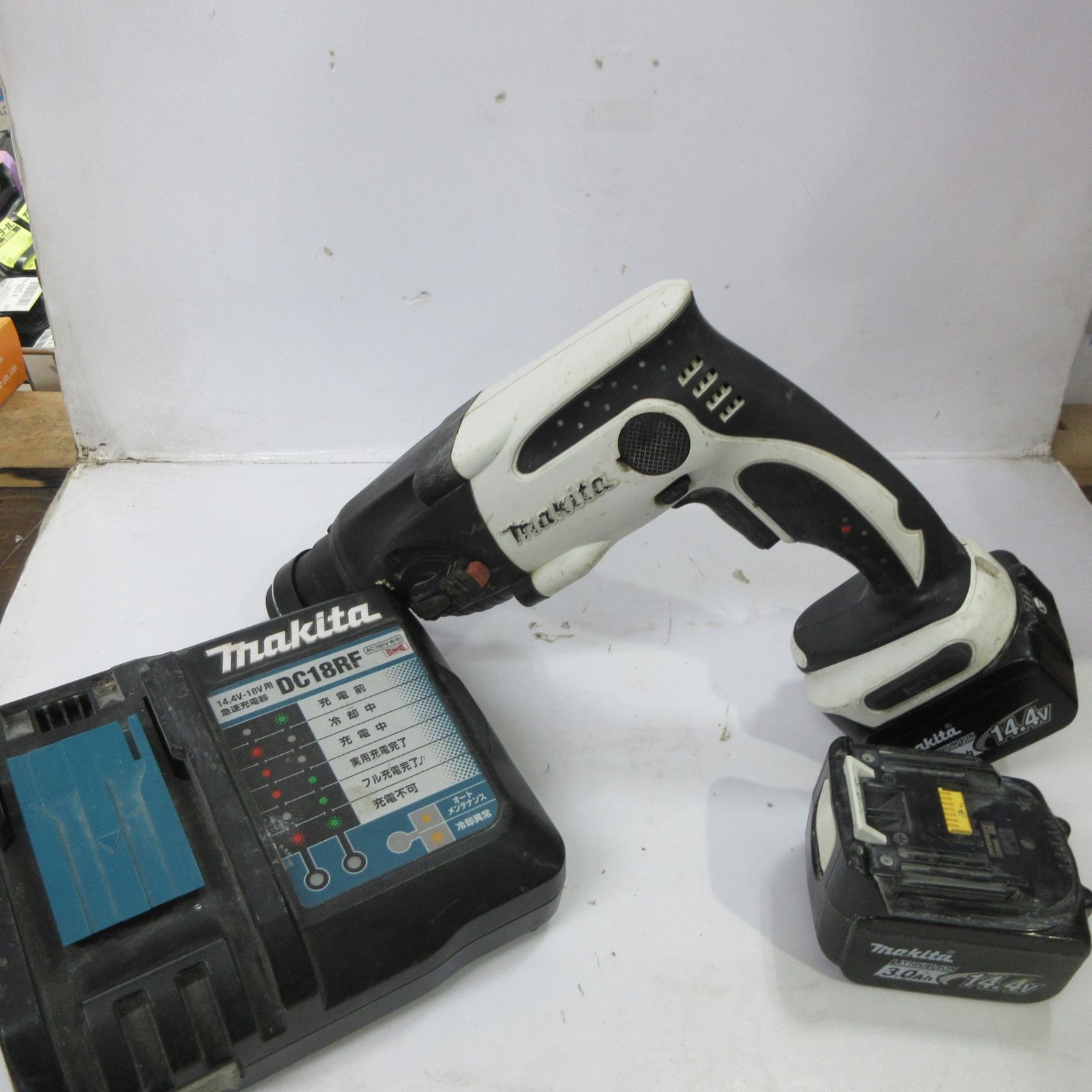 マキタ(makita) コードレスハンマドリル HR162DRFXW【町田店】