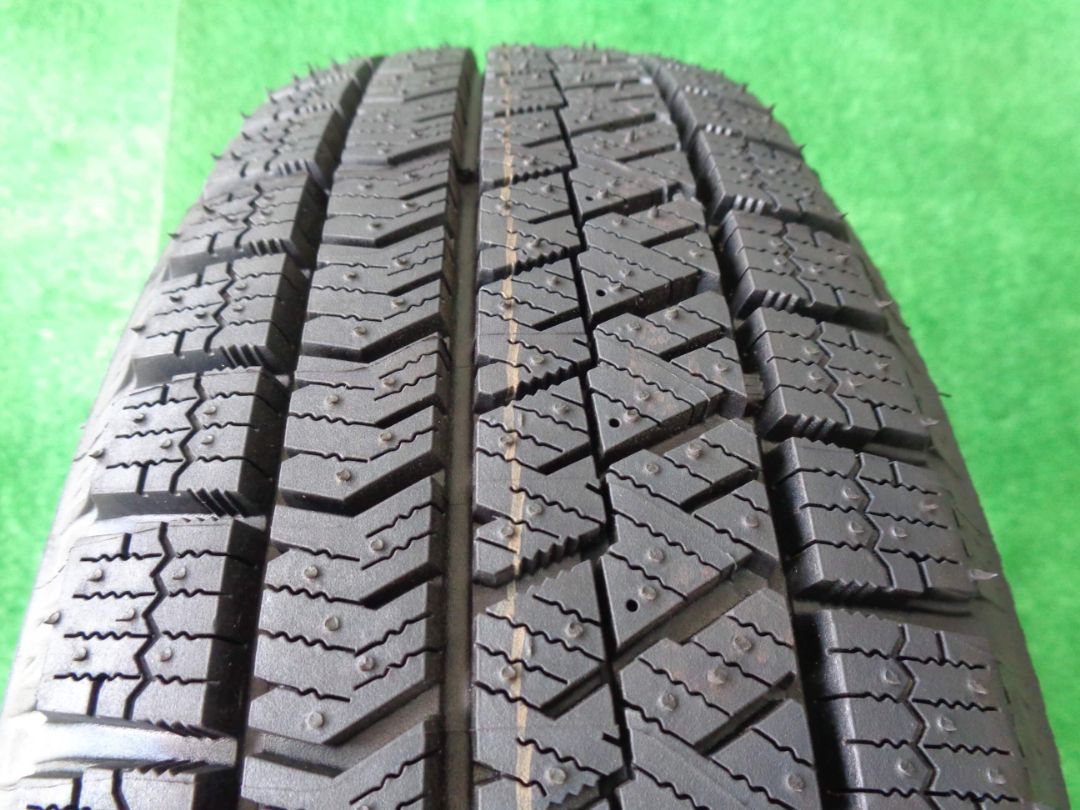 マルカサービス 165/60R15 スタッドレスタイヤホイールセット デリカミニ etc ( おすすめ輸入タイヤ & RMPRacing R26 4穴 100)