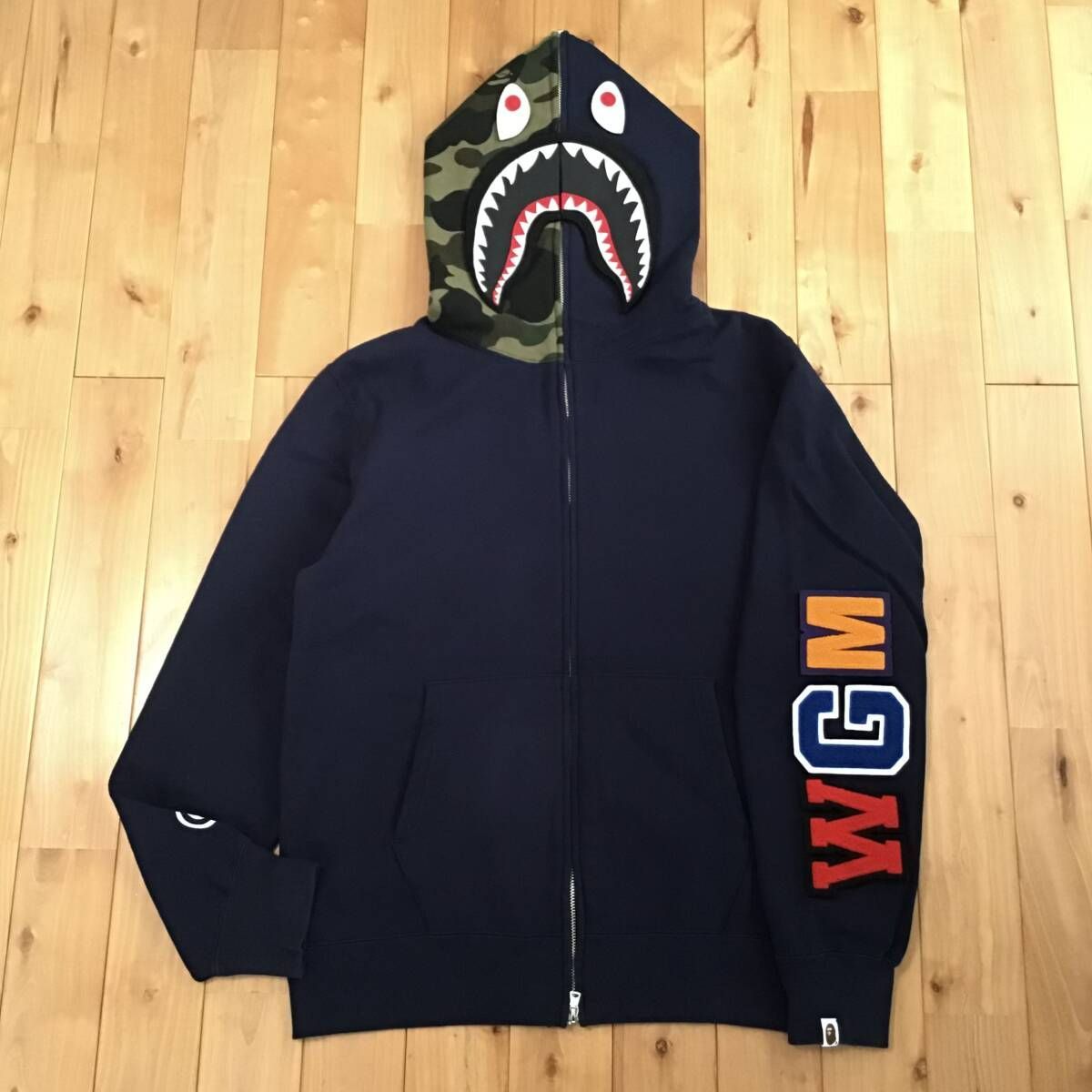 アベイシングエイプ A BATHING APE シャーク パーカー WGM shark