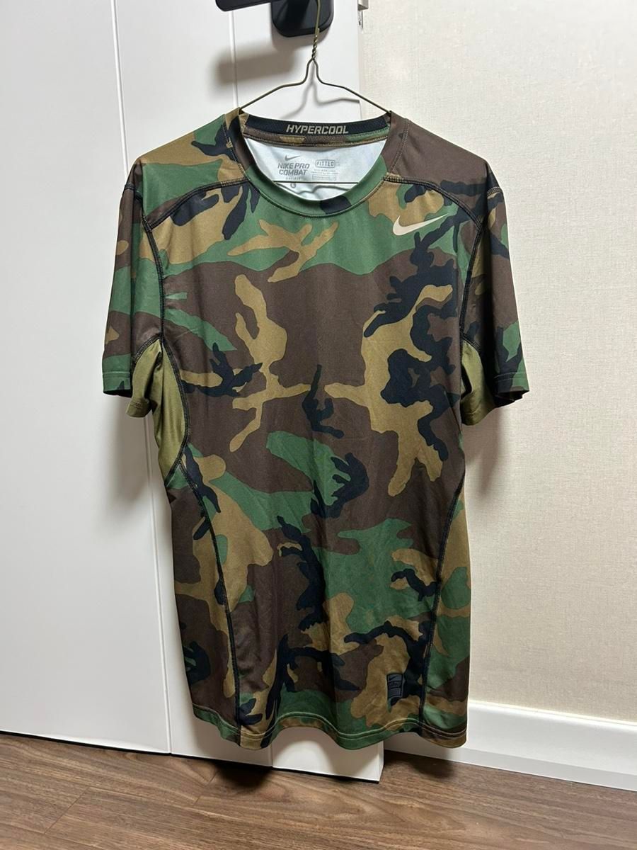 【雷市場（ポンジャン）商品韓国直送】Nike(ナイキ） プロ コンバット 機能性 半袖 Tシャツ