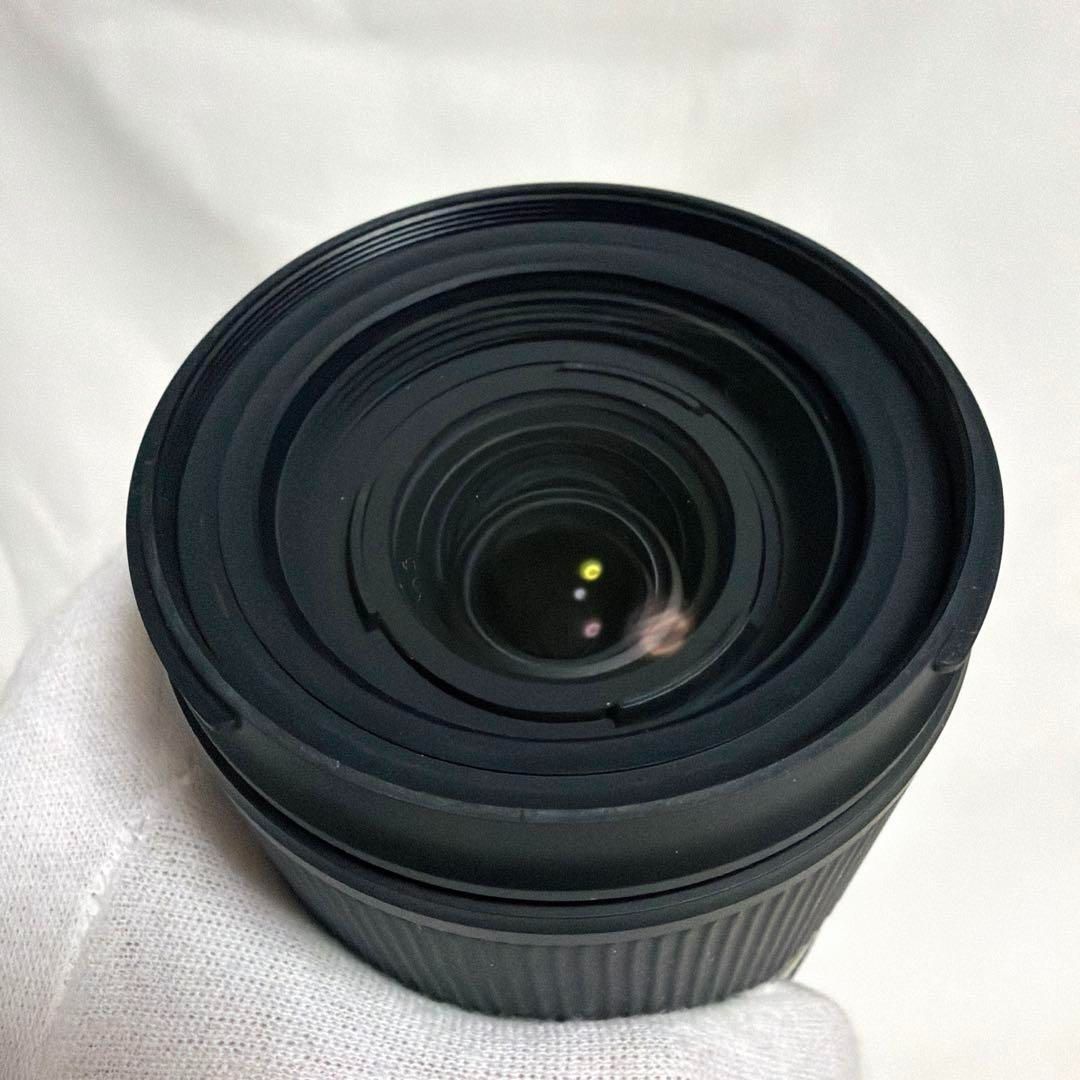 18 300 mm F 3 5 6 Di III A VC VXD