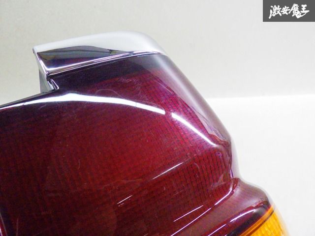 破損なし！ 希少！】日産純正 Y31 セドリック 前期 テールライト