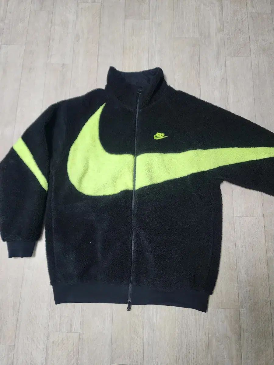 Nike ナイキ 蛍光 ネオン ビックスウォッシュ リバーシブル フリース ボア サイズ XL