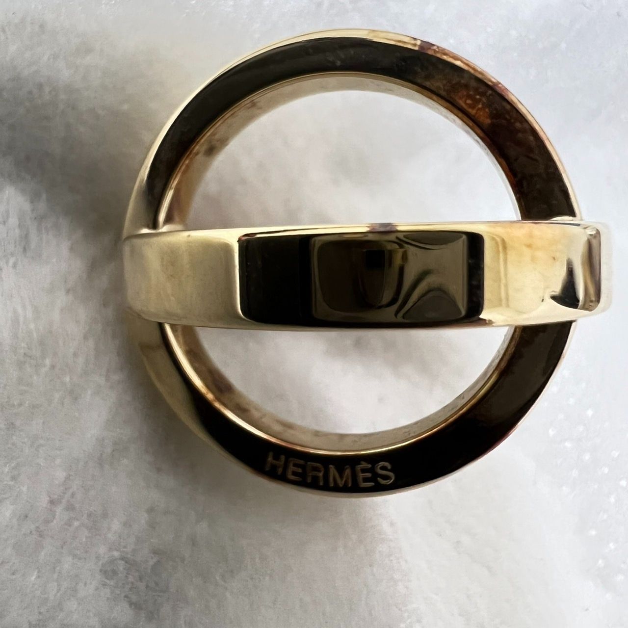 エルメス スカーフリング(コスモス、ゴールド) HERMES - メルカリ