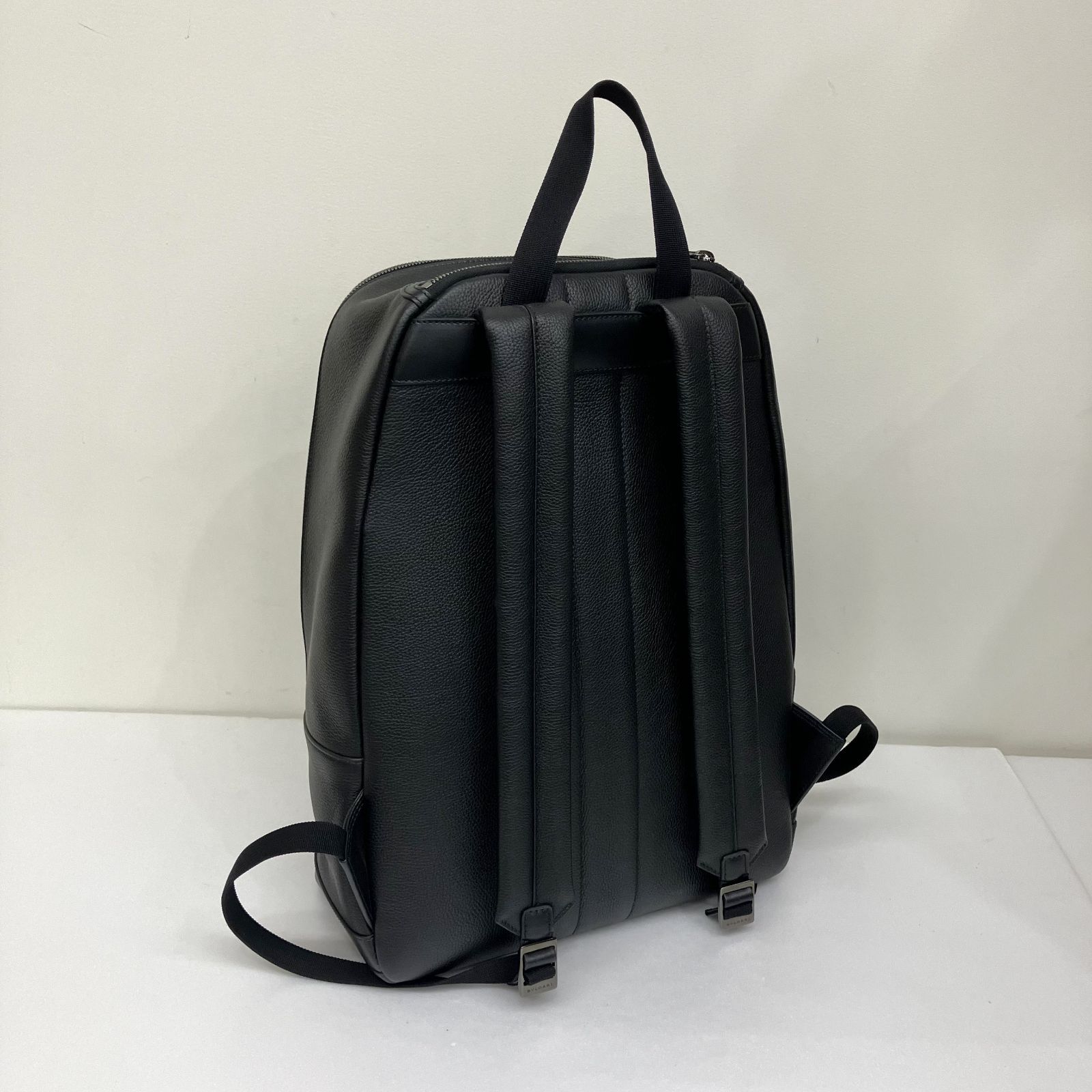 藤原ヒロシ FRAGMENT×BVLGARI レザーバックパック