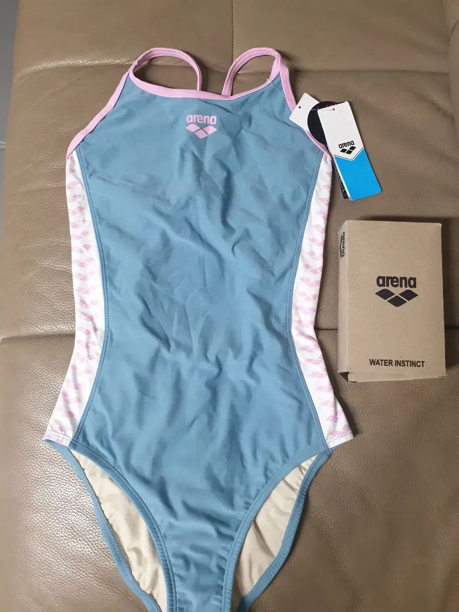 ameri BUMPY PUFF SHOULDER SWIMWEAR 19 Best Tummy Control Swimsuits