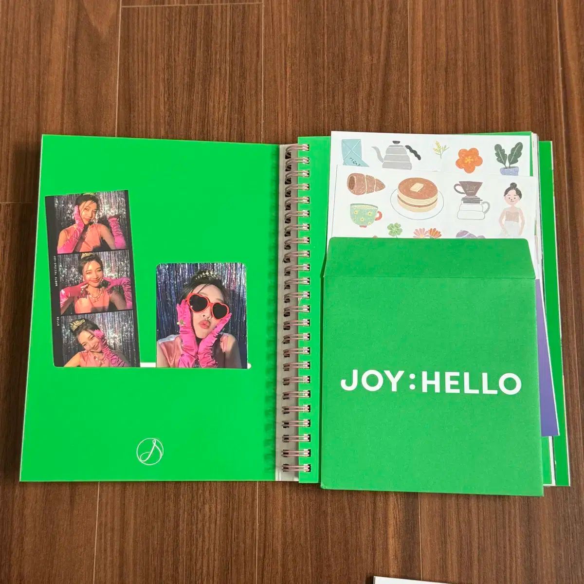 Red Velvet レッドベルベット レドベル ジョイ JOY 福祉 hello スペシャル アルバム フォトブック PHOTOBOOK