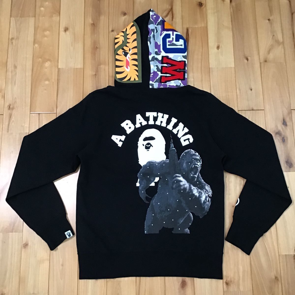 Futura BAPE ニューヨーク 迷彩 シャークパーカー shark ベイプ 2015 Futura × BAPE camo NYC Shark full zip hoodie Black A