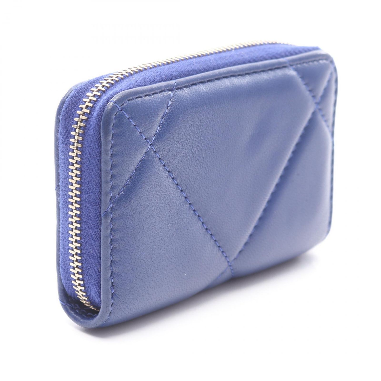 CHANEL ライトブルー コインケース　中古 CHANEL （新品・未使用品）シャネル マトラッセ ココマーク