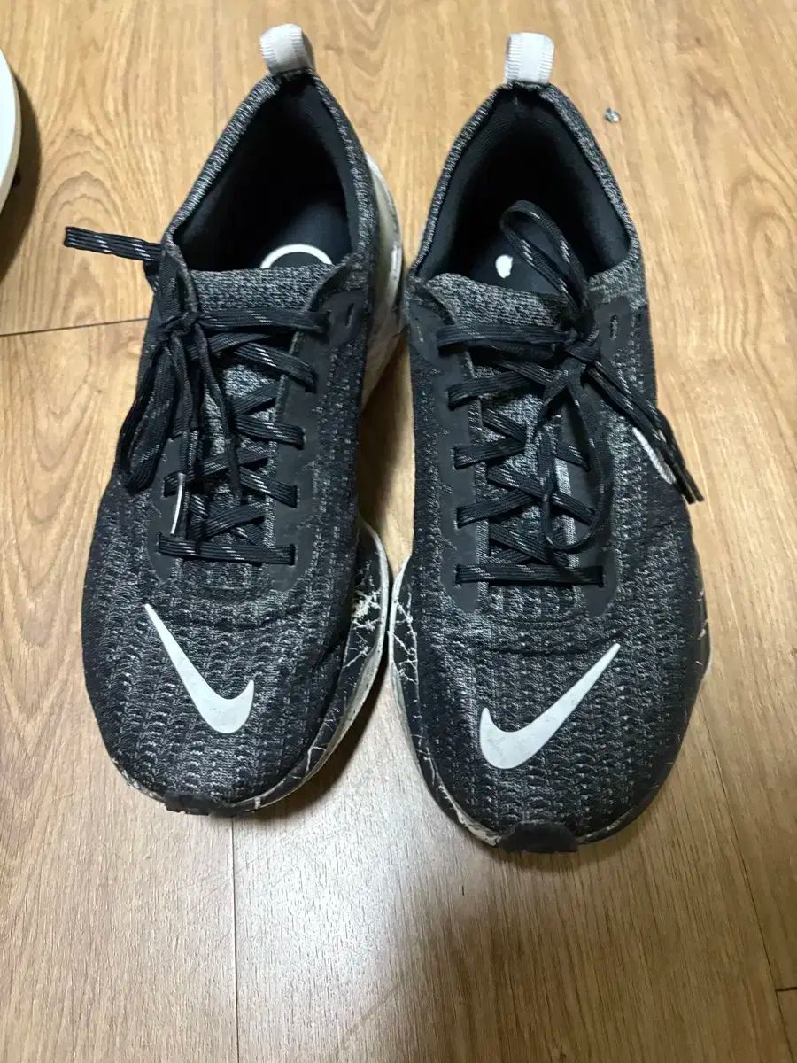 NIKE ナイキ ズーム インヴィンシブル ラン 3 265