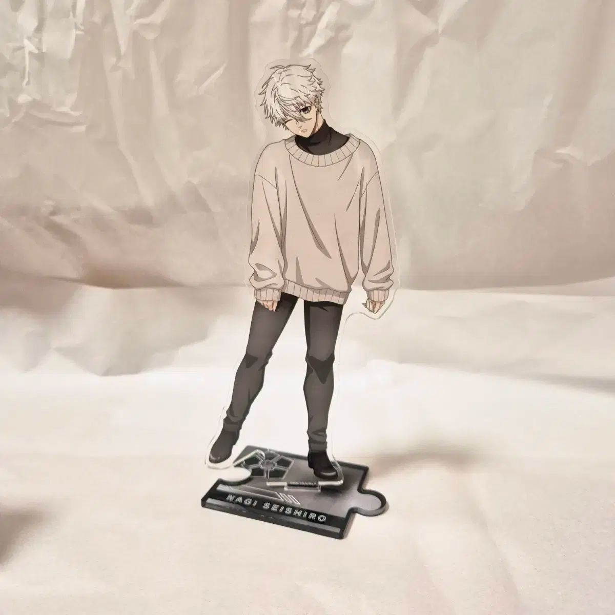 ブルーロック　凪誠士郎　アクリルスタンド 私服 特大 未開封　90点 ブルーロック 凪誠士郎 アクリルスタンド 私服 特大 未開封 90点